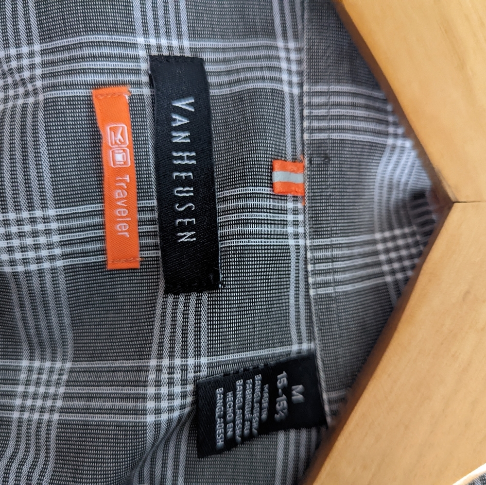 Van Heusen Button Down - image 3